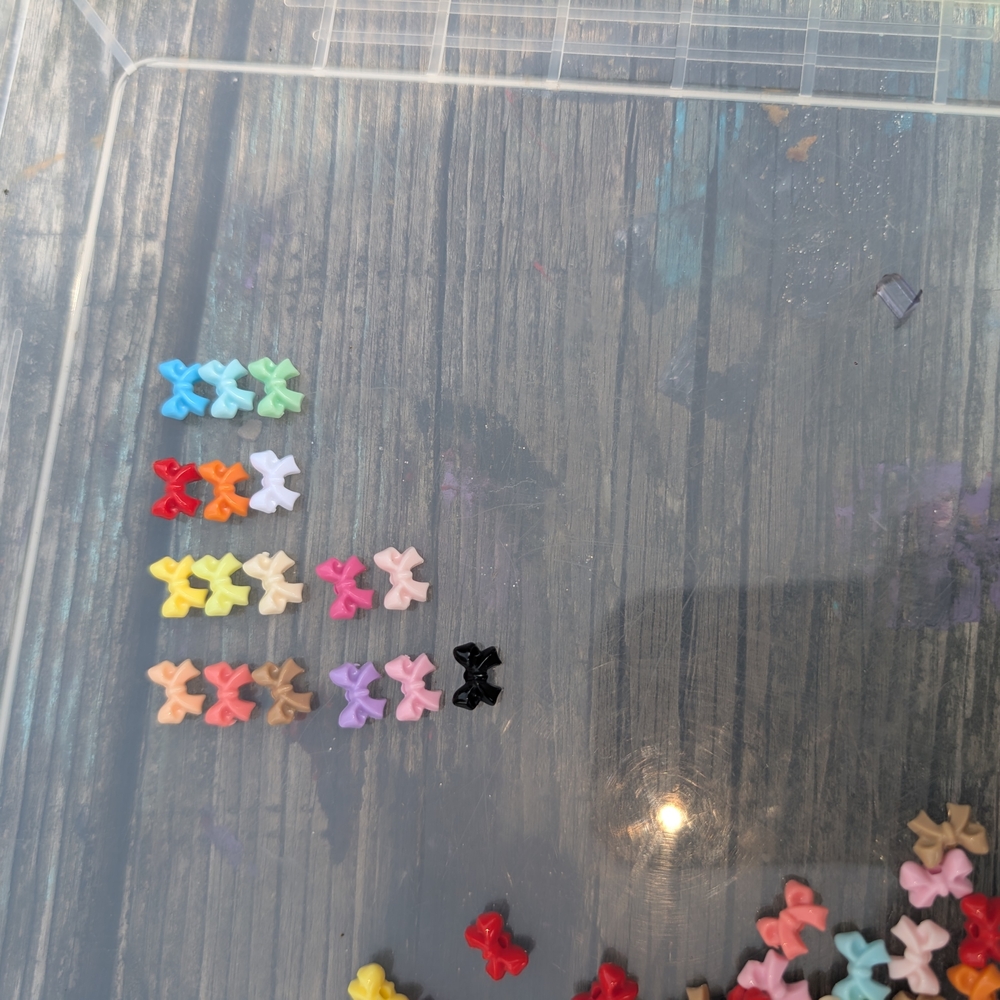 Colorful Mini Hair Claw Clips - Picture 3 of 3